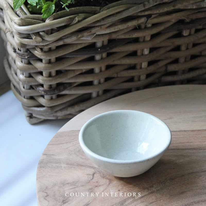 Stoneware Dip Bowl in Milk White