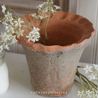 Redstone Pot with Frill Trim