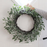 Frosted Mistletoe Wreath - 50cm